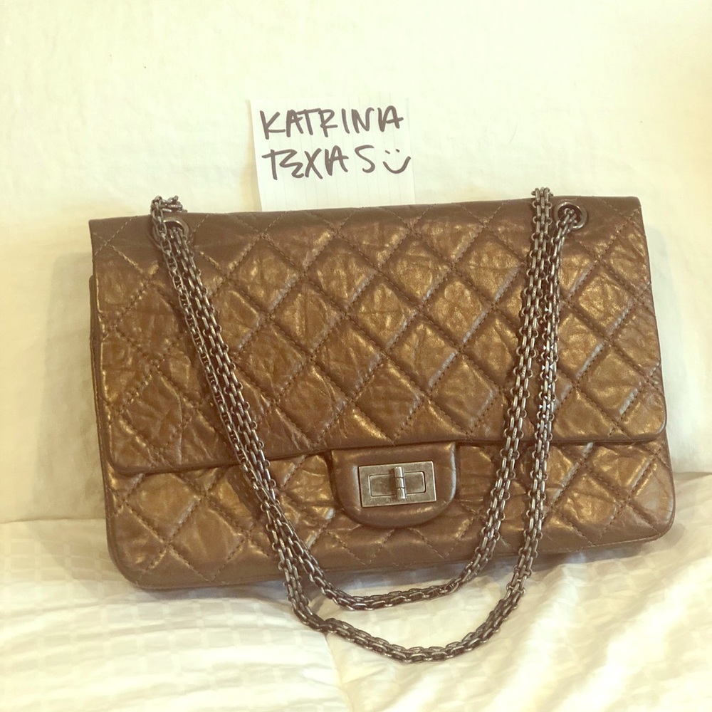 Chanel reissue 227